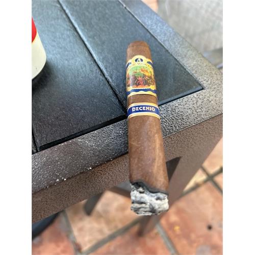 New World Decenio Toro 6 1/2 * 54