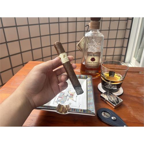 L’Atelier Cote d’Or  19 6  * 50