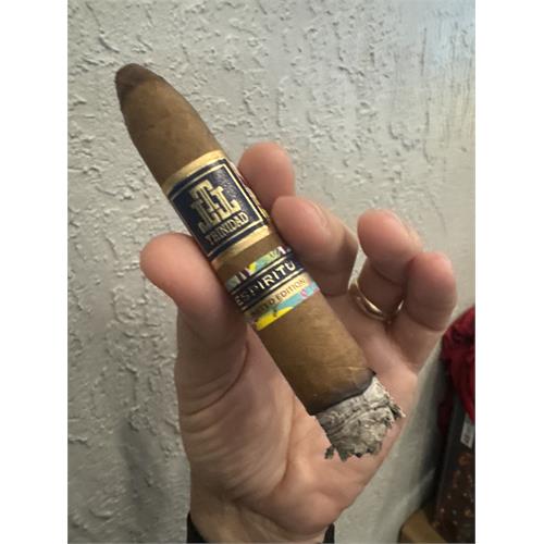Trinidad Espiritu Miami Edition Belicoso 6 1/8 * 52