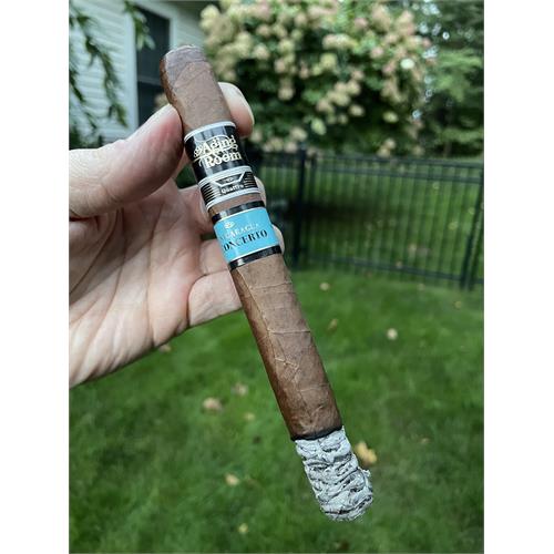 Aging Room Quattro Nicaragua Concerto Concerto 7  * 50