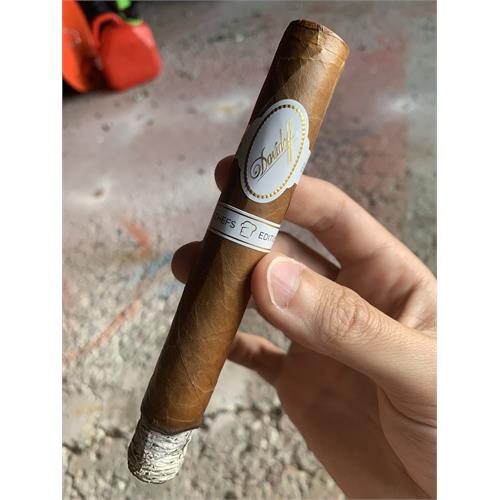 Davidoff Chef s Edition 2025 Toro 6 1/4 * 52