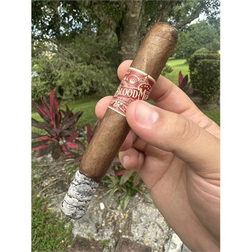Crowned Heads Blood Medicine Limited Edition 2025 B Positive Toro 6  * 52