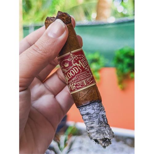 Crowned Heads Blood Medicine Limited Edition 2025 B Positive Toro 6  * 52