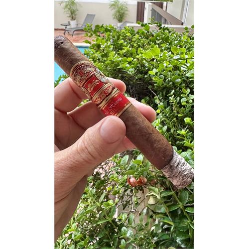 EP Carrillo La Historia Silk 6  * 52