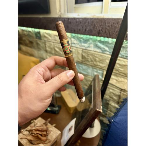 The Wise Man Maduro Lancero 7  * 40