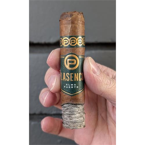 Plasencia Alma Fuerte Colorado Claro Robustus Corto 4  * 52