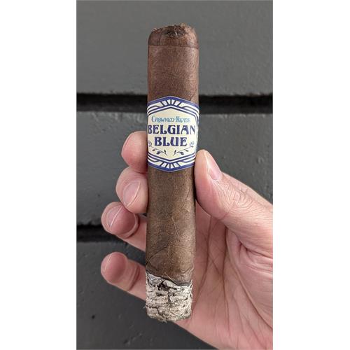 Crowned Heads Belgian Blue LE 2025 5 1/2 * 56