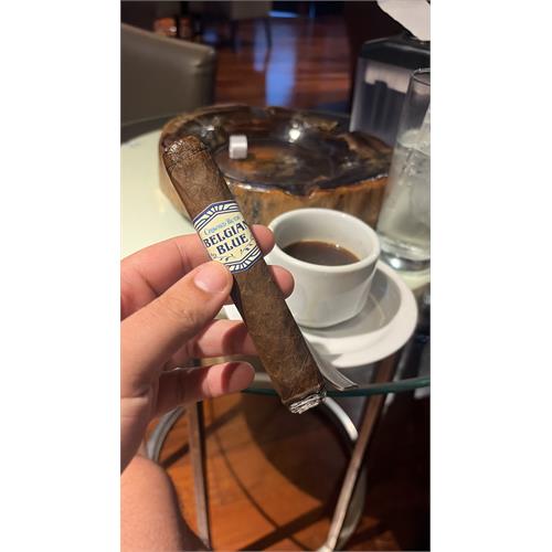 Crowned Heads Belgian Blue LE 2025 5 1/2 * 56