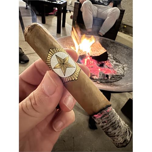 StillWell Star Holiday 2025 5  * 48