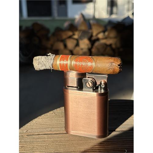 H. Upmann by AJ Fernandez Sunrise Robusto 5  * 52
