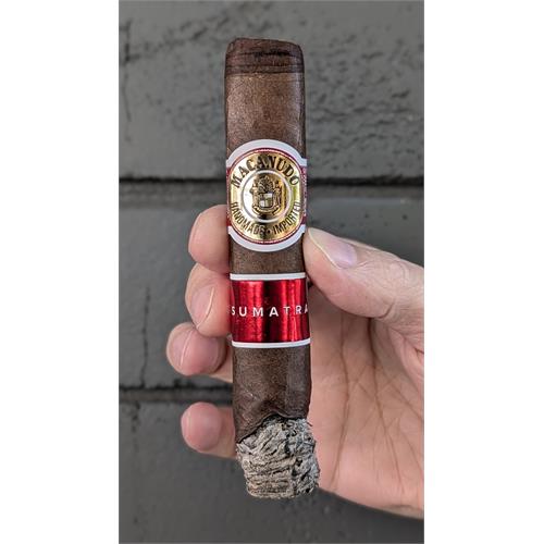 Macanudo Sumatra Robusto 5  * 50