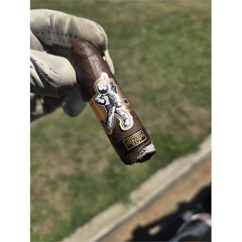 Room 101 Johnny Tobacconaut Maduro Gordo 6  * 60