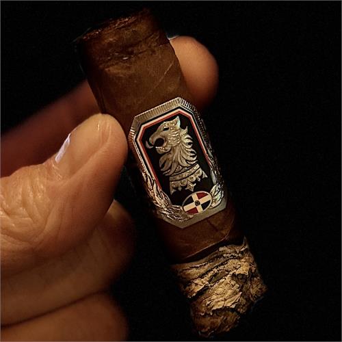 Liga Undercrown El Tigre Dominicano Toro 6  * 50