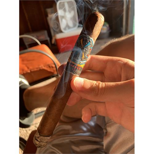 Fuente Fuente Opus X Society Gold & Bullet 6 3/4 * 50