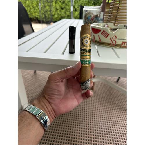 Perdomo Legacy Father & Son Connecticut 6  * 60