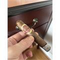 H. Upmann Vintage Cameroon Robusto 5  * 52