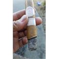 Montecristo White Rothchilde 5  * 52