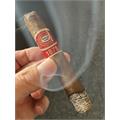 Romeo y Julieta 1875 Bully 5  * 50