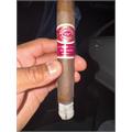 Romeo y Julieta Reserva Real Toro 6  * 54