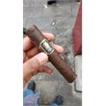 Liga Undercrown Maduro Robusto 5  * 54