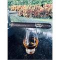 Liga Undercrown Maduro Gran Toro 6  * 52