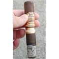 San Lotano Oval Maduro Robusto 5  * 52