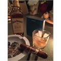 Alec Bradley Family Blend The Lineage Robusto 5 1/4 * 52