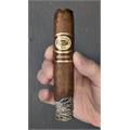 Romeo y Julieta Habana Reserve Robusto 5  * 54