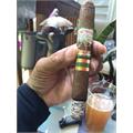 New World Cameroon Toro 6  * 50
