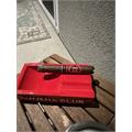 Hoyo La Amistad Dark Sumatra Media Noche 5 3/4 * 54