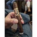 Liga Undercrown 10 Robusto 5  * 50