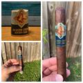 La Gloria Cubana Society Cigar Toro 6 1/4 * 54