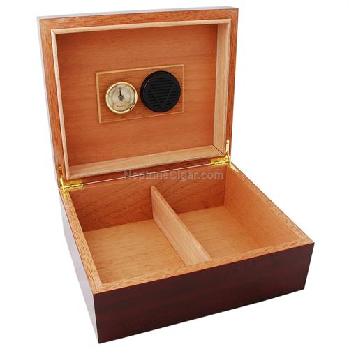 25-40 Cigar Humidor Gift Set