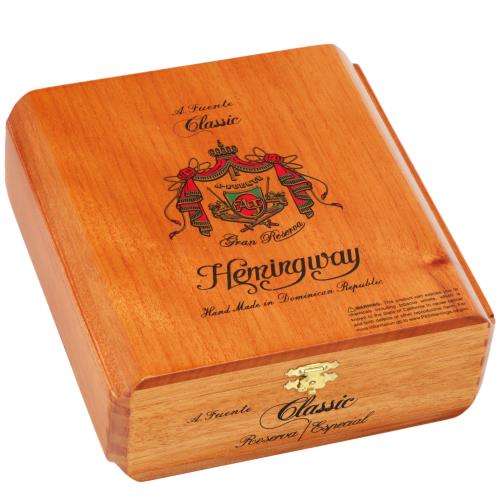 Arturo Fuente Hemingway Classic Natural 7  * 46