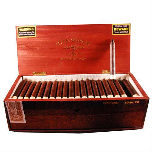 Rocky Patel The Edge Maduro Torpedo 6  * 52, Box of 100
