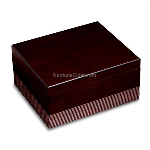 Craftsman's Bench 65-Cigar Humidor Maywood