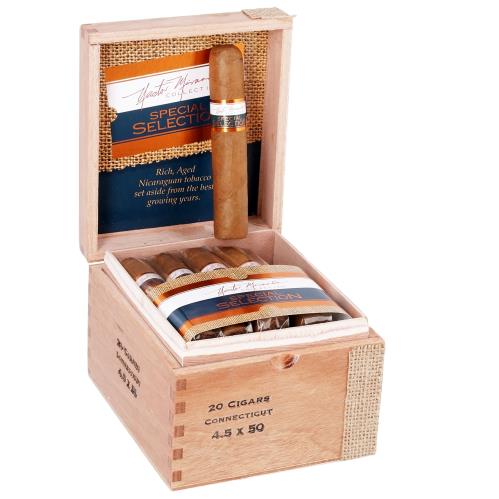 Nestor Miranda Special Selection Connecticut Coffee Break 4 1/2 * 50, Box of 20