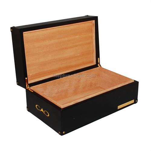CAO Speaker Box Humidor