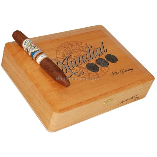 Alec Bradley Mundial PL No. 6 6  * 54