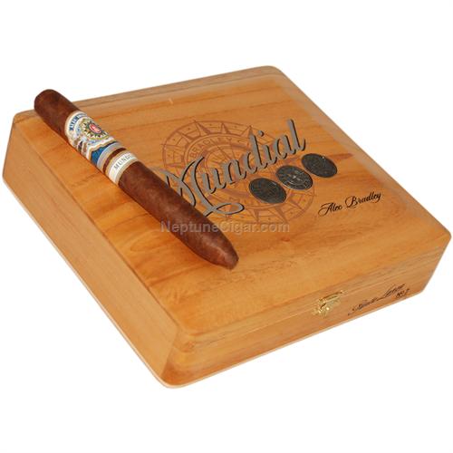 Alec Bradley Mundial PL No. 7 7  * 52