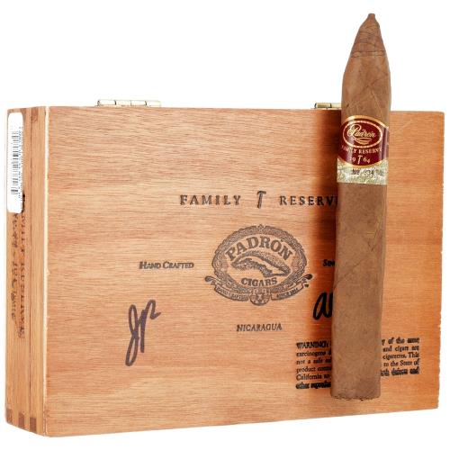 Padron Family Reserve No. 44 Natural 6  * 52