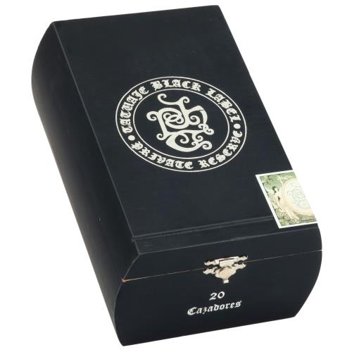 Tatuaje Black Cazadores 6 3/8 * 43