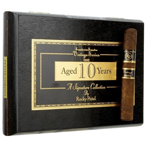 Rocky Patel Vintage 1992 Petite Corona 4 1/2 * 44