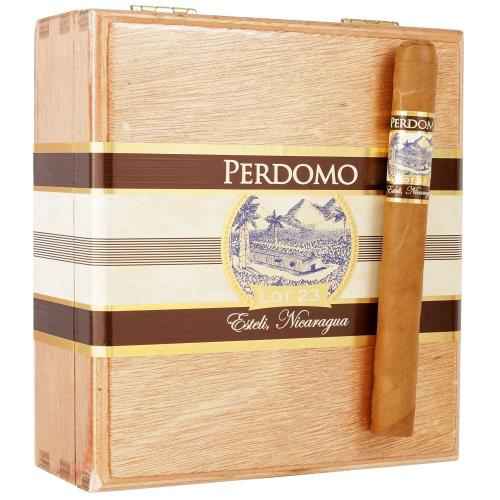 Perdomo Lot 23 Connecticut Churchill 7  * 50, Box of 24