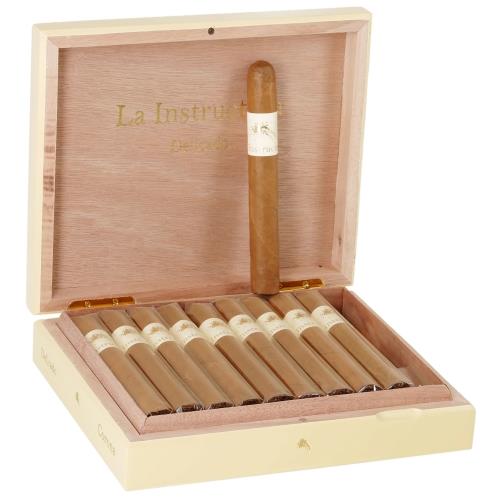 La Instructora Delicado Corona 5 1/2 * 44, Box of 20