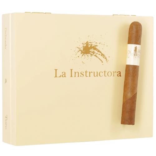 La Instructora Delicado Toro 6  * 50, Box of 20