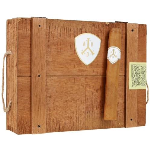 ADVentura The Royal Return Queen s Pearls Toro 6  * 54, Box of 20