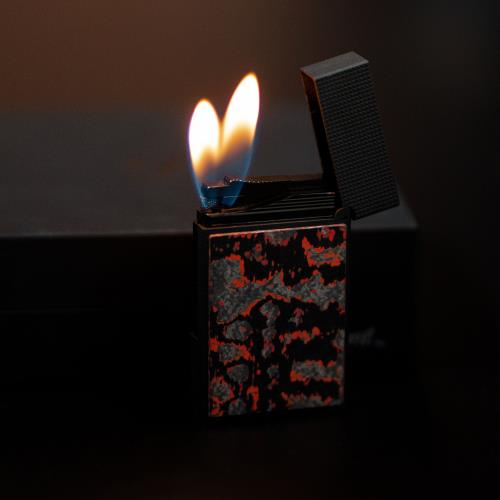 S.T. Dupont Line 2 Lighter Carbon