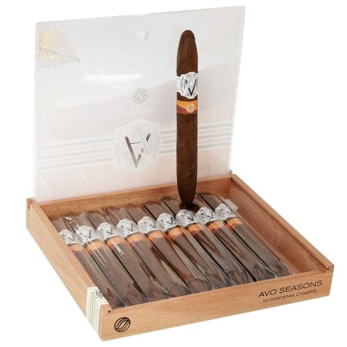 AVO Seasons Fall Limited Edition 2023 6 5/8 * 50, Box of 10