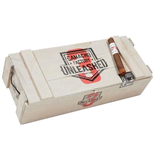 Camacho Factory Unleashed 3 Toro 6  * 50